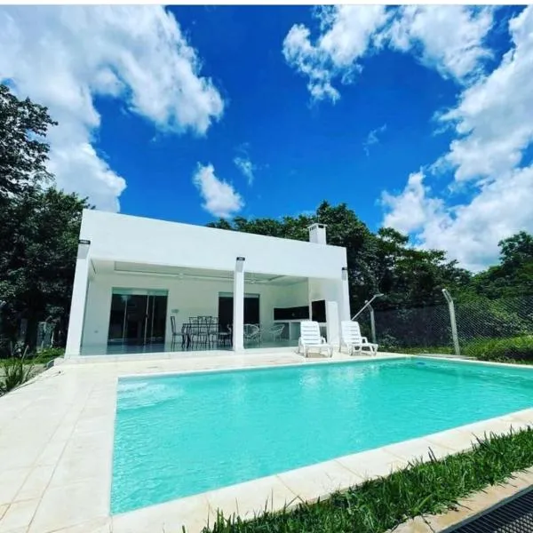 Villa San Nicolás con piscina, Hotel in San Bernardino