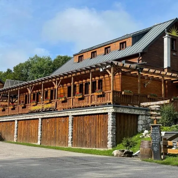 Inovecká Chata, hotel a Trenčianske Jastrabie