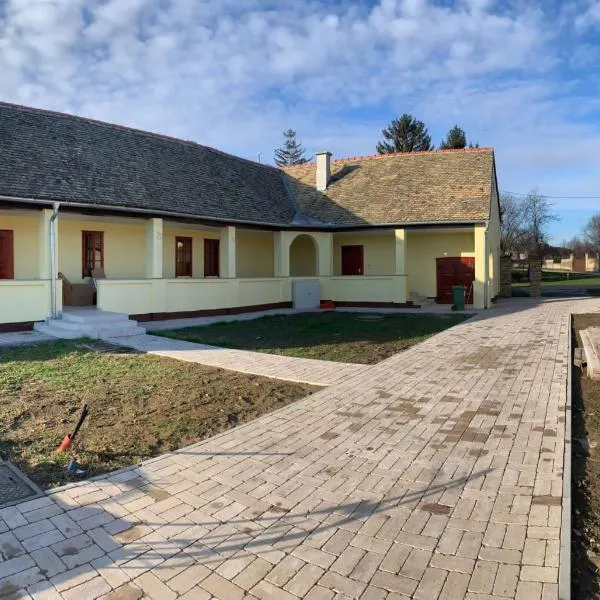 COUNTRY HOUSE ERDUT, hotel in Dalj