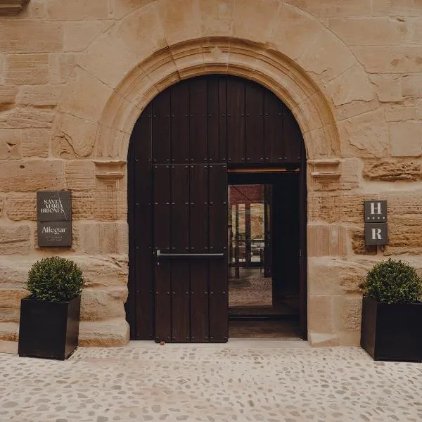 Santa María Briones, hotel in San Asensio