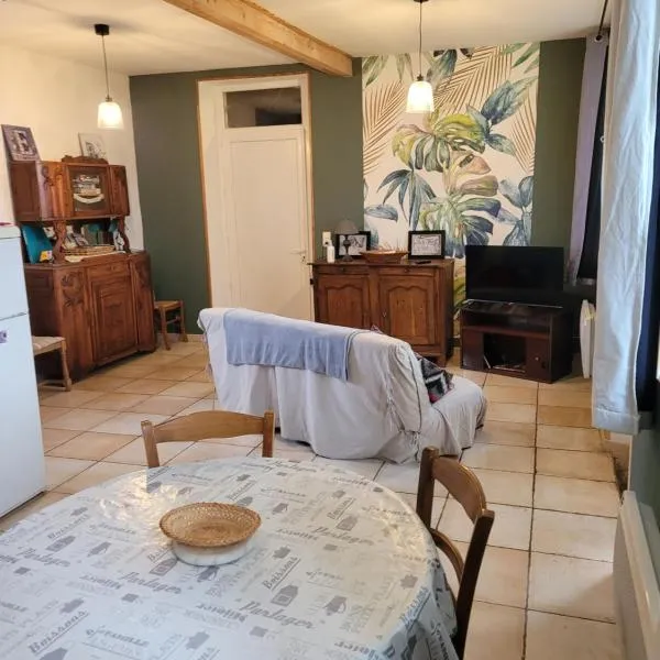 Le rossignol, hotel v destinaci Coigneux