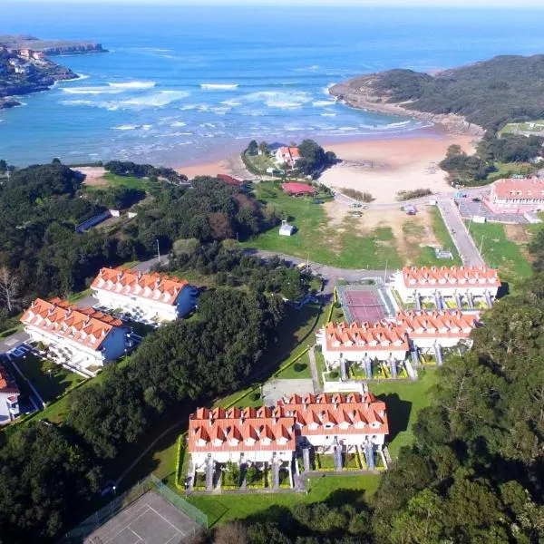Apartamentos La Arena, hotel din Isla