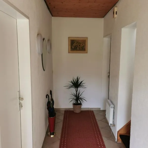 La Casa Suciu, hotel v destinaci Forchtenberg