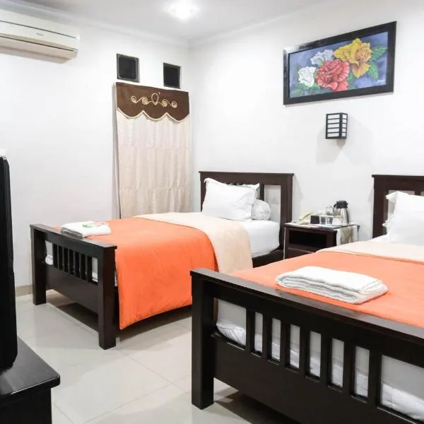 Pasola Guest House, hotel in Medan