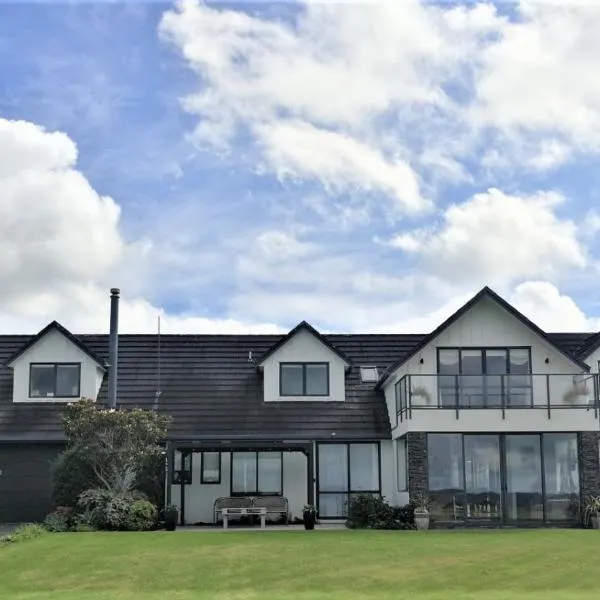 Kaka Lodge at Kotare House, hotel in Kawau Island