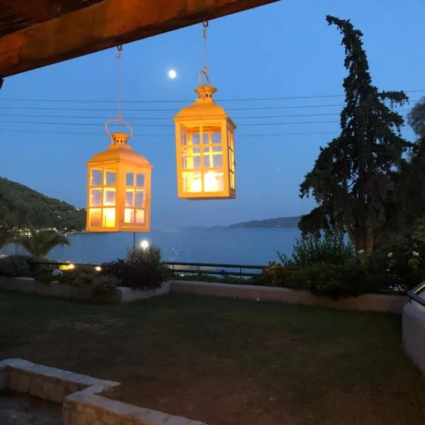 Unique luxury beach house in Poros Island, khách sạn ở Poros