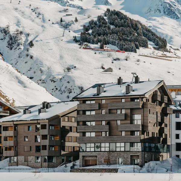 Andermatt Alpine Apartments โรงแรมในMeien