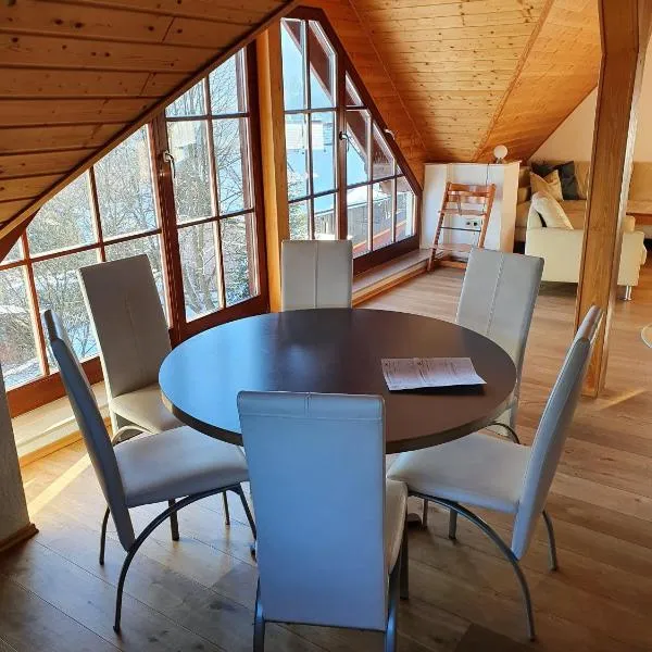 Ferienhaus-Bergtraum-Ferienwohnung-Lilli, hotel v destinaci Kurort Oberwiesenthal