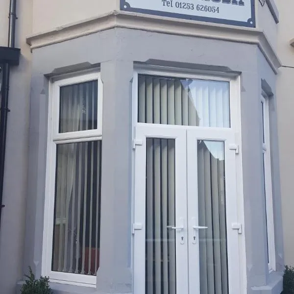 PONDEROSA B&B with free onsite parking and breakfast included, hotel di Blackpool