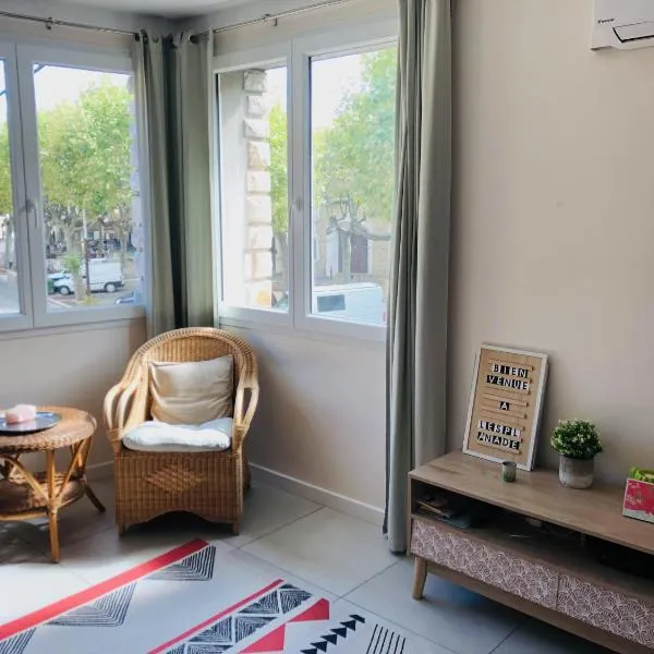 L'esplanade, appartement en centre-ville au calme, hotell i Puisserguier