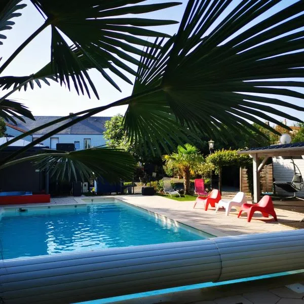 Résidence Les Alizés ''Sauna Jacuzzi Piscine en plein centre ville", hotel in La Roche-sur-Yon
