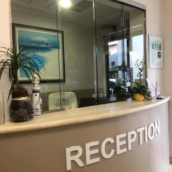 Residence Divina, hotel i Rimini