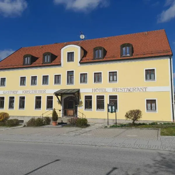 Hotel-Restaurant Kreuzhuber, hotel en Neuburg am Inn