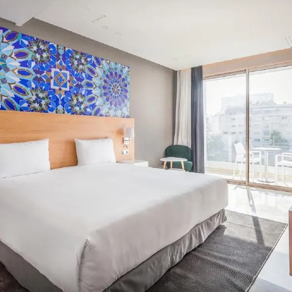 Mid Town Hotel Casablanca, хотел в Казабланка