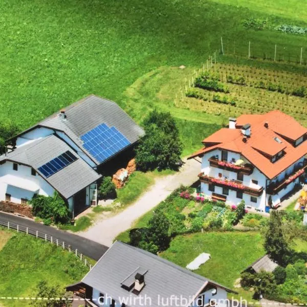 Holzerhof Lothen , Campolino, hotel u gradu San Lorenco di Sebato