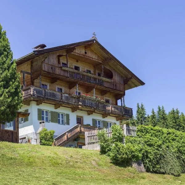 Bauernhof Hackl, hotel v destinaci Hopfgarten im Brixental