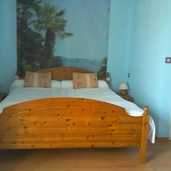 chez ECOLOCOUETTE，位于普瓦西的酒店