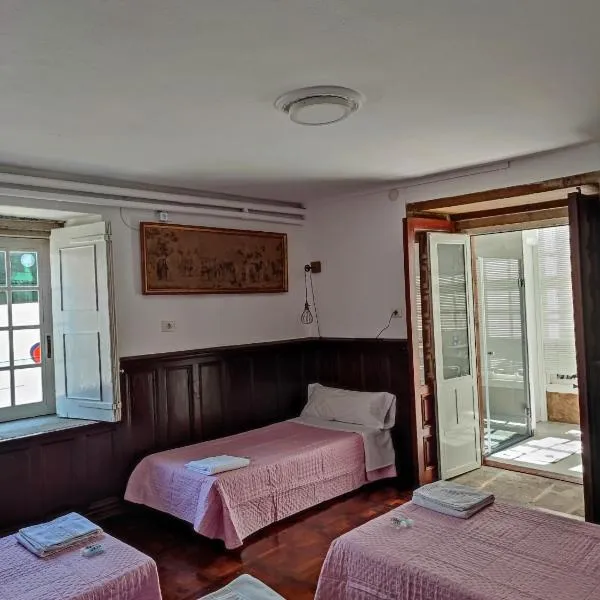 Pension-Albergue Don Alvaro: Sarria şehrinde bir otel