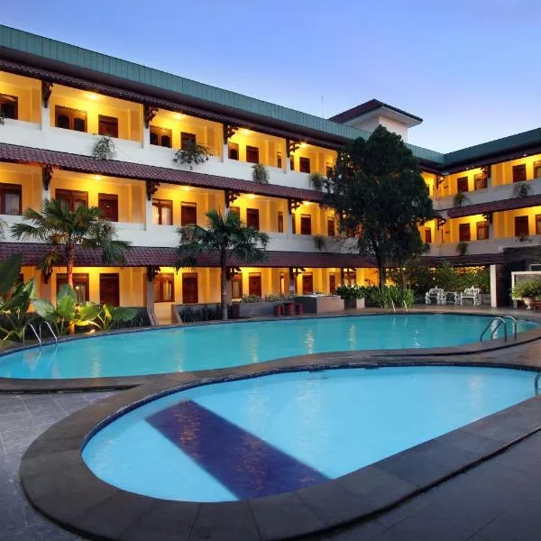 Cakra Kembang Hotel, hotel a Medari 1