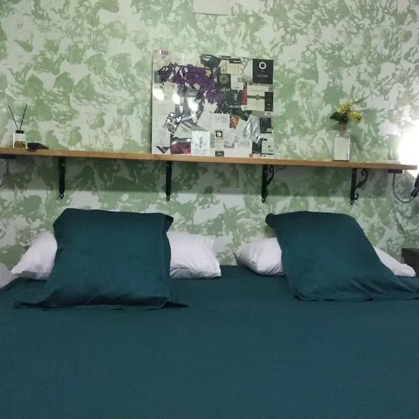 Alojamiento Gran Descanso, hotel in Villena