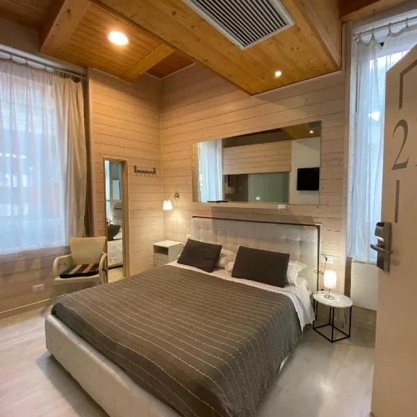 White albergo diffuso Ristorante & SPA, hotel v mestu Foggia