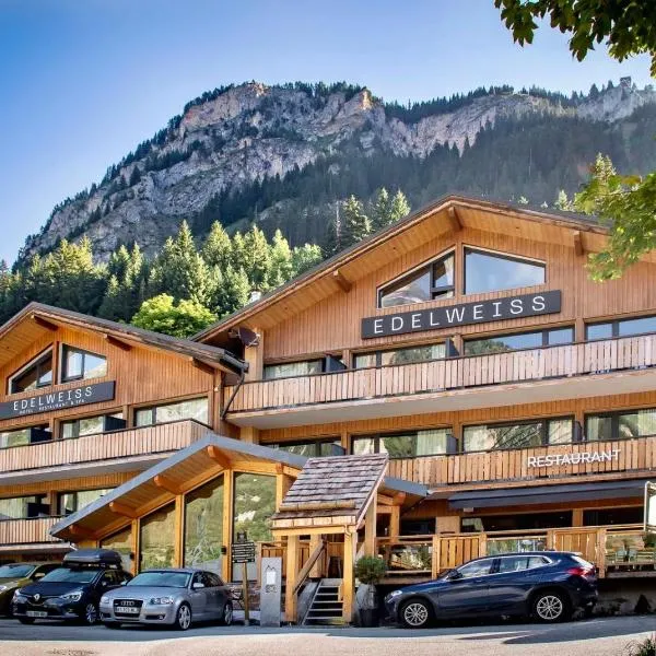 Hotel L'Edelweiss, hotel v destinaci Champagny-en-Vanoise