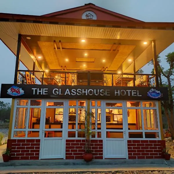 The Glasshouse Hotel, hotell i Bharatpur