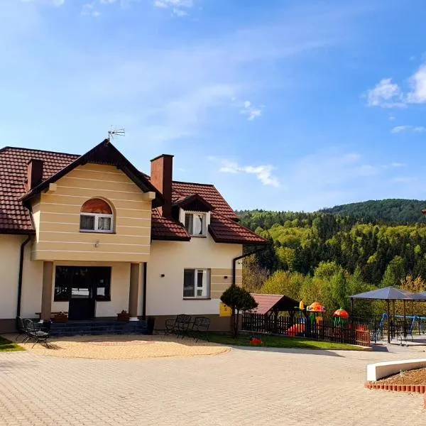 Dom Pod Lipą, hotel in Zawoje