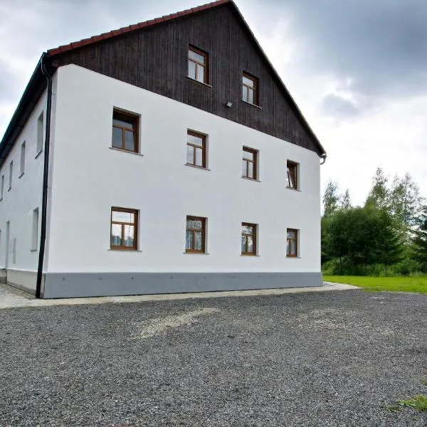 Apartmány Míra, hotel v Nové Peci