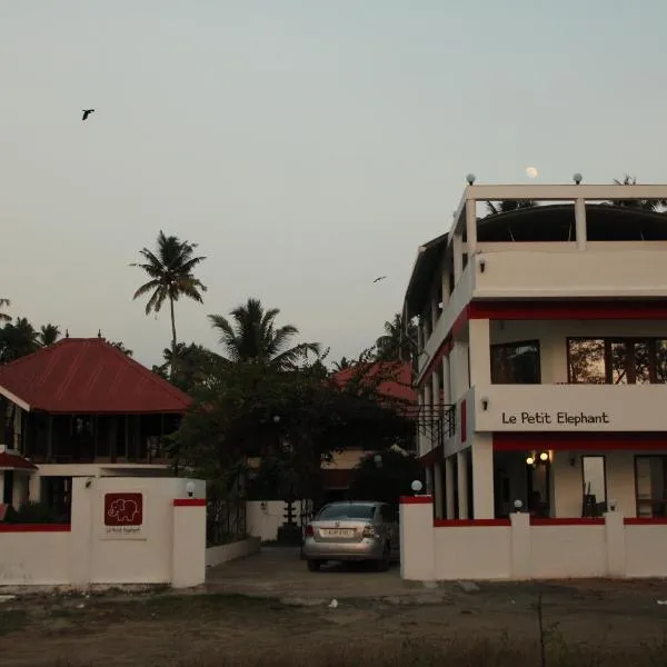 Petit Elephant โรงแรมในCherai Beach