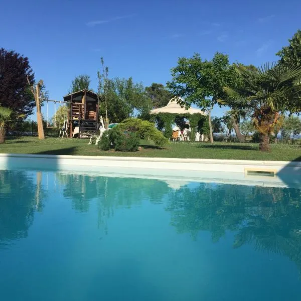 Appartamento con Piscina e Giardino a Siena, hotel in Siena