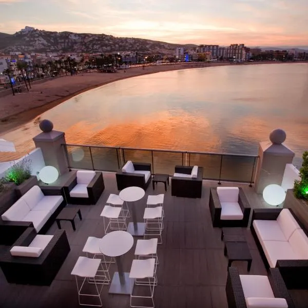 Hotel Boutique La Mar - Adults Only، فندق في بينييسكولا