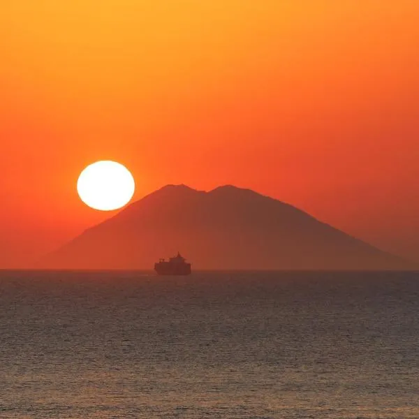 Deus Accomodation، فندق في تروبيا