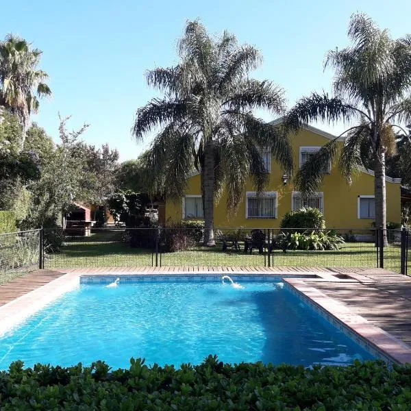 Morada del Arroyo, hotel v destinaci Colón