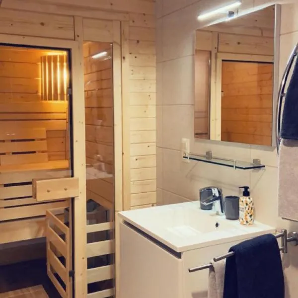 Bord de lac - 4/6pers SAUNA - terrasse 20m2, hotel en Vielsalm