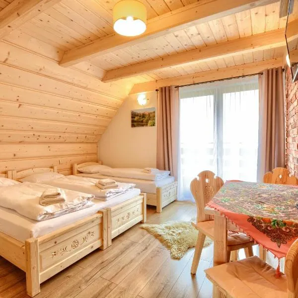 Dom Pod Lipą, hotelli kohteessa Brzegi