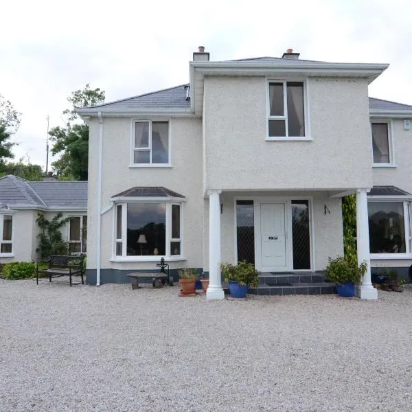 Haywoods B&B, hotelli kohteessa Donegal