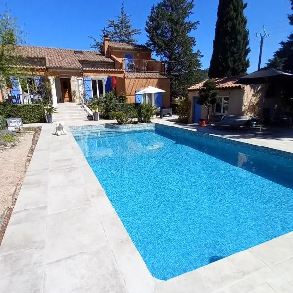 Les Jasmins de Salelles, hotel v destinácii Le Bosc