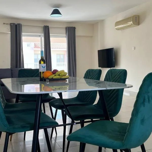 Greek Harmony Apartment, hotel en Paralimni