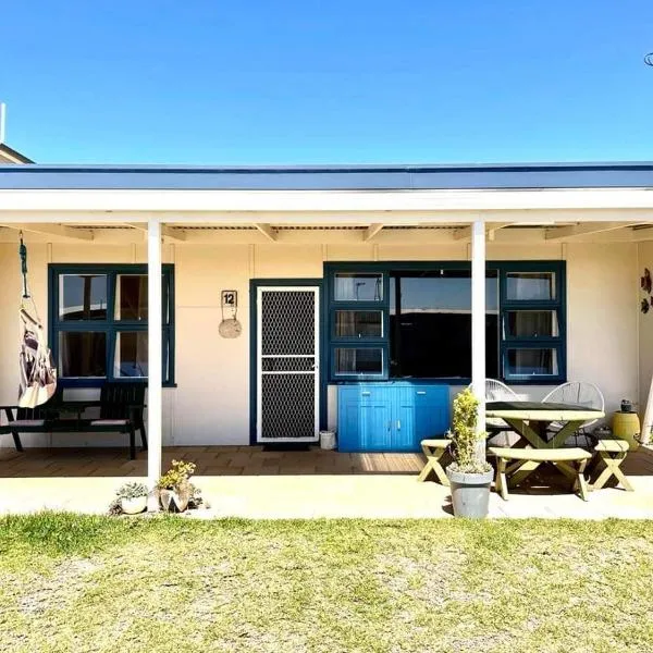 A Magic Shack - relax, recharge, frolic & fish, hotell i Tumby Bay