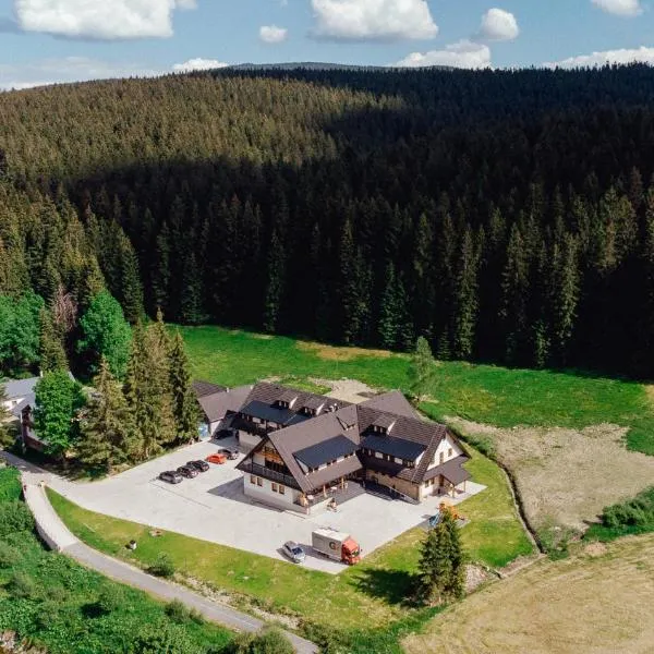Orava Village, hotel en Krušetnica