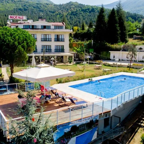 Motali Life Hotel, מלון בMasukiye