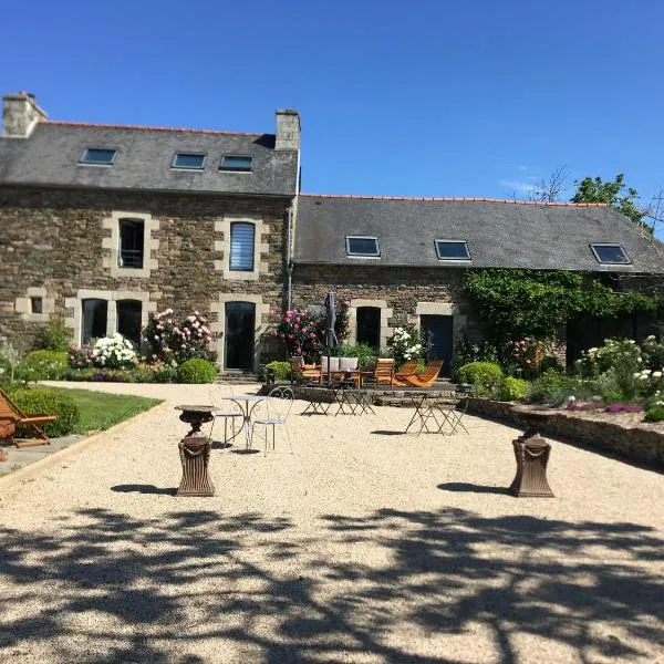 Demeure du Porzou, chambres d'hôtes de charme dans demeure d'exception, parc paysager, spa, massages, proche Paimpol, classé 4 épis, hotel en Pontrieux