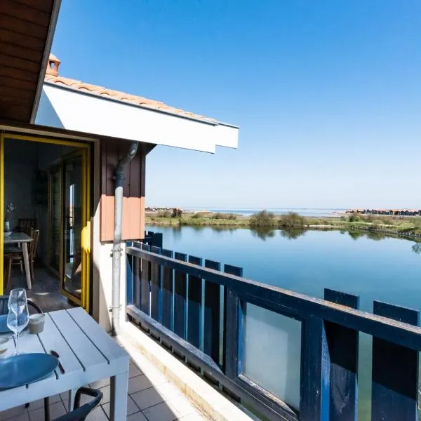 SUR PILOTIS☆ 4PERS ☆vue incroyable sur le bassin – hotel w mieście Gujan-Mestras