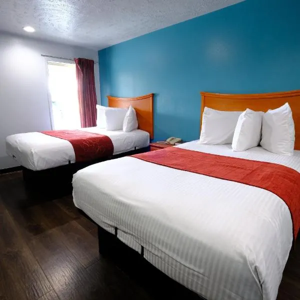 M Star Hotel Searcy, hotel di Doniphan