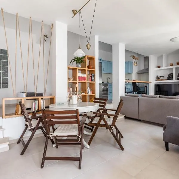 Sokaki Home - Central Skopelos Town Hideaway, ξενοδοχείο στη Σκόπελο