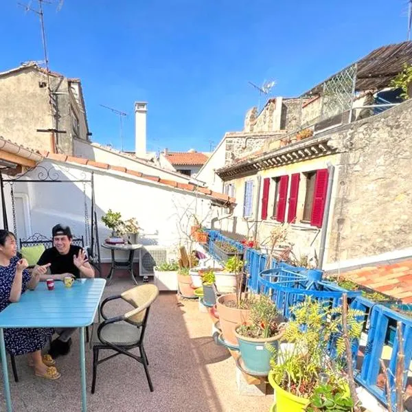 Loft Apartment , La Terrasse Centre Ville d'Arles,, hotel v destinaci Arles