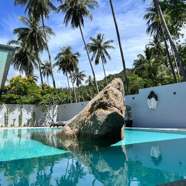 Tantris Villa, hotel v Lamai Beach