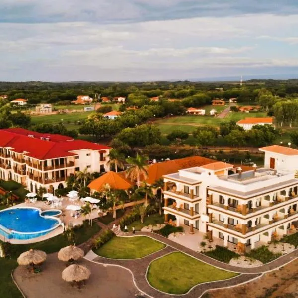Gran Pacifica Beach Resort & Homes, hotel in Pochomil