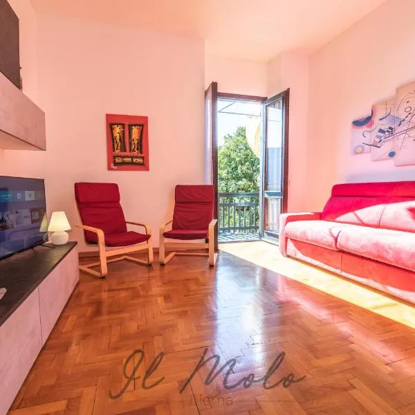 -Appartamento IL MOLO- a due passi del lago, hotel v destinaci Lierna